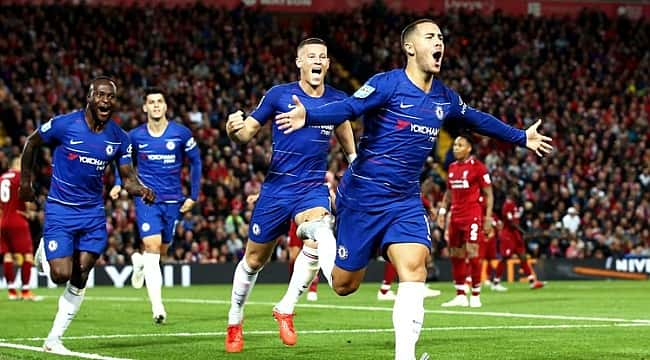 Chelsea Liverpool'un fiyakasını bozdu