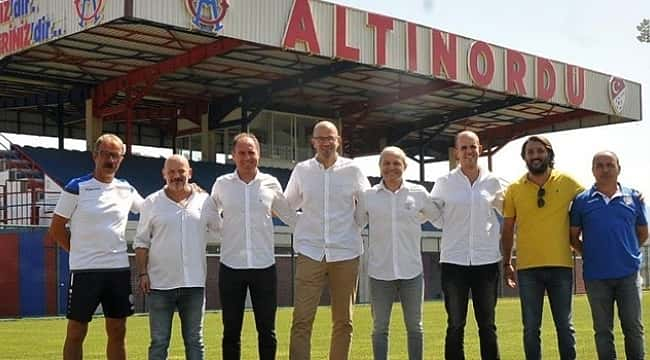 Fenerbahçe Altyapı Koordinatörü David Badia'dan Altınordu'ya ziyaret