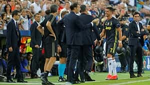 Max Allegri'den Ronaldo'nun kırmızı kartı sonrası VAR çağrısı