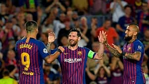 Şampiyonlar Ligi Messi şovla başladı