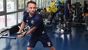 Valbuena, Dinamo Zagreb maçının kadrosuna alınmadı