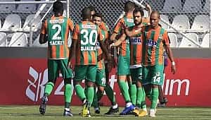Alanyaspor kupada yabancılarıyla güldü