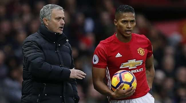 Antonio Valencia'dan Jose Mourinho gafı