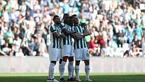 Bursaspor Umut Meraş'la ilk galibiyetini aldı