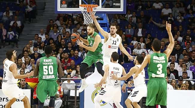 Darüşşafaka Real Madrid'e farklı yenildi: 109-93