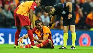 Eren Derdiyok da sakatlandı