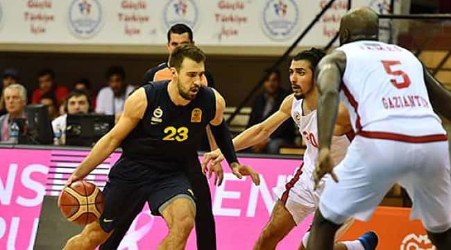 Fenerbahçe Gaziantep'te ter attı: 67-55