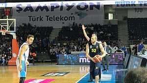 Fenerbahçe zorlandı ama kazanmayı bildi: 72-80