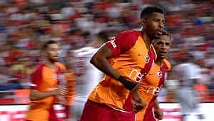 Galatasaray Antalya'da Donk'la 3 puanı aldı