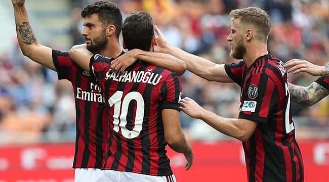 Hakan Çalhanoğlu asistleriyle Milan'ı sırtladı: 3-1