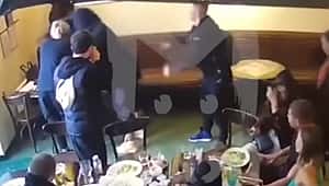 Rus futbolcunun sandalye attığı kişi Bakanlık çalışanı çıktı, ortalık karıştı