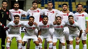 Ümit Milliler Macaristan'ı devirdi: 2-1