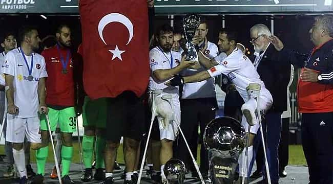 Ampute Futbol Milli Takımı dünya ikincisi oldu