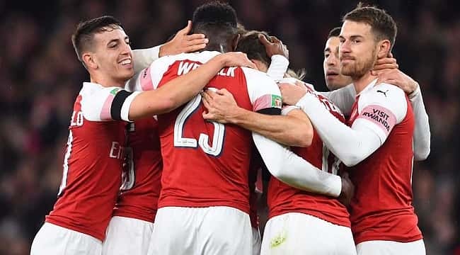 Arsenal, Tottenham ve Chelsea yola devam