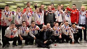 Down Sendromlu Futsal A Milli Takımı Türkiye'ye döndü