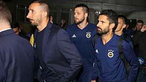 Fenerbahçe'den genç taraftarın ailesine taziye ziyareti