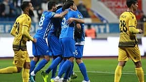 Kasımpaşa zirve yolunda