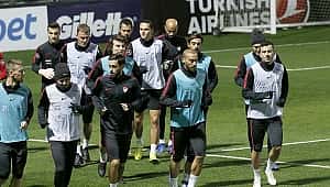 Milliler İsveç hazırlıklarını sürdürdü