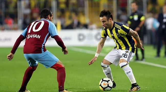 Trabzonspor - Fenerbahçe kozlarını paylaşıyor