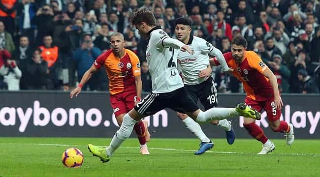 Beşiktaş Galatasaray'ı Ljajic'in penaltısıyla geçti