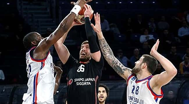 Beşiktaş SJ Anadolu Efes'i devirdi