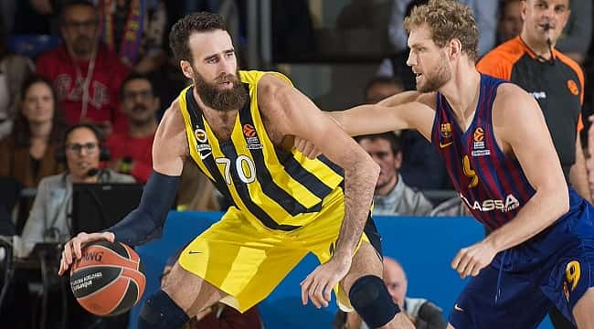 Fenerbahçe Barcelona'yı deplasmanda devirdi