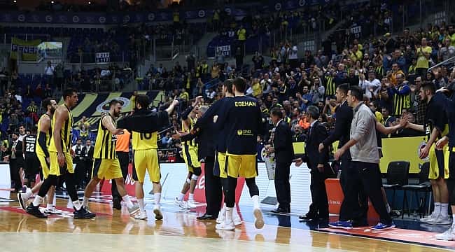 Fenerbahçe Beko'dan Daçka'ya 30 sayı fark