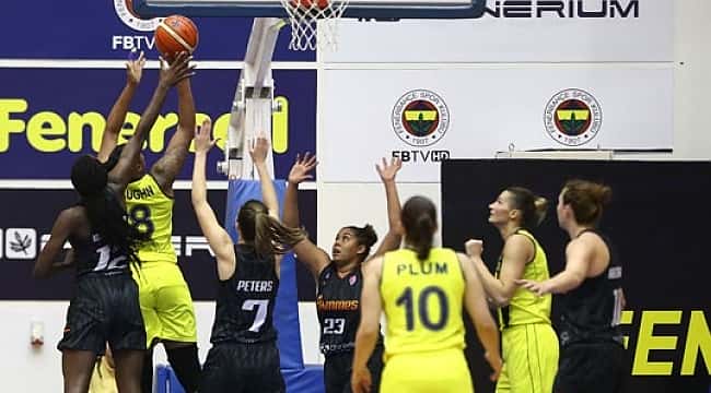 Fenerbahçe Carolo Basket'i 84-75 mağlup etti