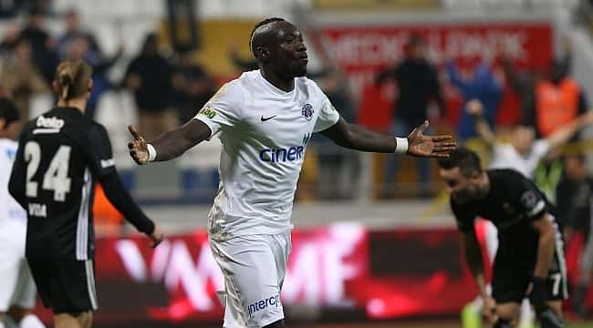 Gol makinası Mbaye Diagne'yi yakından tanıyalım