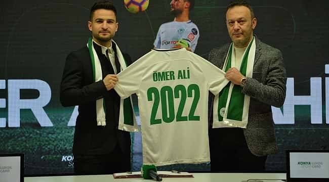 Ömer Ali Şahiner'den 3 yıllık imza