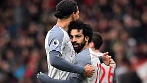 Salah coştu Liverpool liderliğe koştu