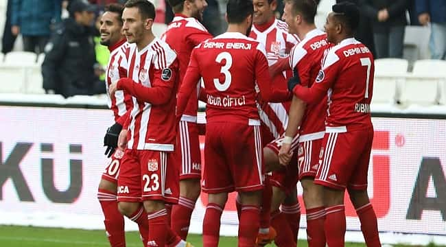 Sivasspor Ankaragücü karşısında coştu