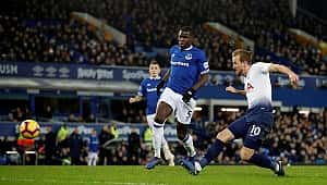 Tottenham'dan Everton'a tarihi fark