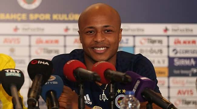 Ayew: Slimani gollerini atacaktır