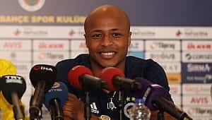 Ayew: Slimani gollerini atacaktır