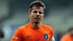 Emre Belözoğlu'na FETÖ soruşturması sürüyor