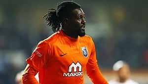 Fenerbahçe Adebayor'u bekliyor