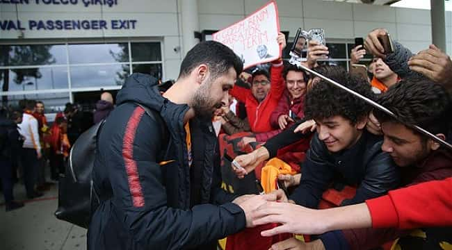 Galatasaray'da Emre Akbaba sürprizi