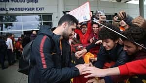 Galatasaray'da Emre Akbaba sürprizi