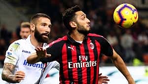 Hakan Çalhanoğlu'ndan transfer açıklaması