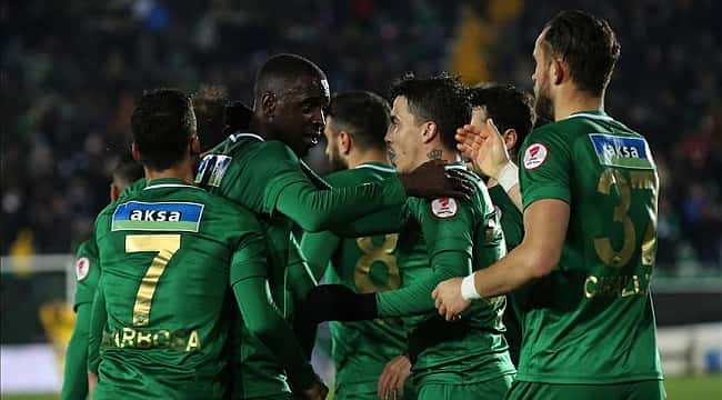Akhisarspor Kasımpaşa'yı 3 golle geçti