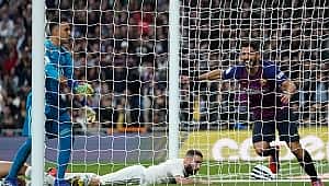 Barcelona Real'i yıktı finale uçtu