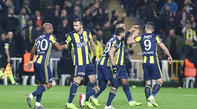 Fenerbahçe Zenit'i konuk ediyor
