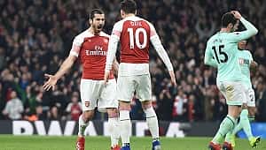 Mesut coştu Arsenal farka koştu