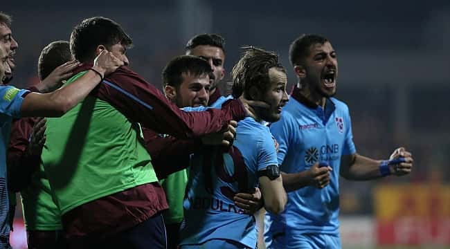 Trabzonspor İzmir'den 3 puanla dönüyor
