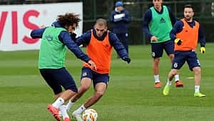 Zenit maçı öncesi Sadık'tan iyi haber