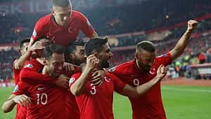 A Milliler Moldova'ya gol yağdırdı