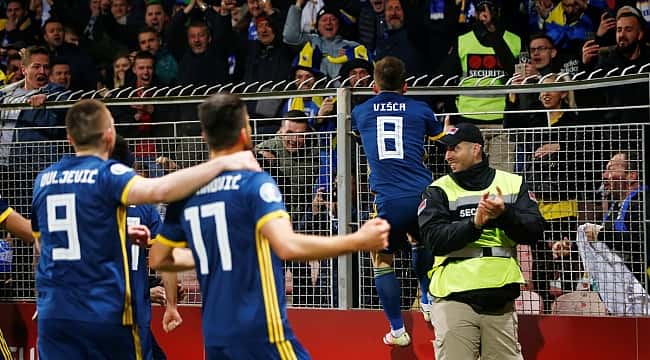 Bosna Hersek 2-0'ı koruyamadı