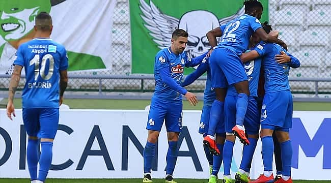 Çaykur Rizespor Konya'dan 2 golle 3 puan aldı