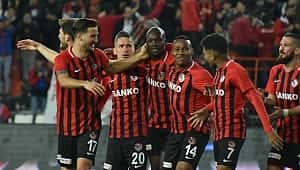 Gaziantep'te Moussa Sow sevinci